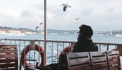 kaiyun·(中国)官方网站-T1 vs KT首局集锦：团战强势碾压，T1速龙魂轻取KT